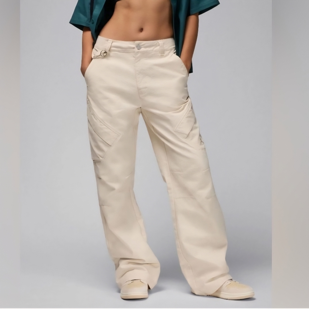 Jordan Chicago Cargo Pant in Rattan Size Medium